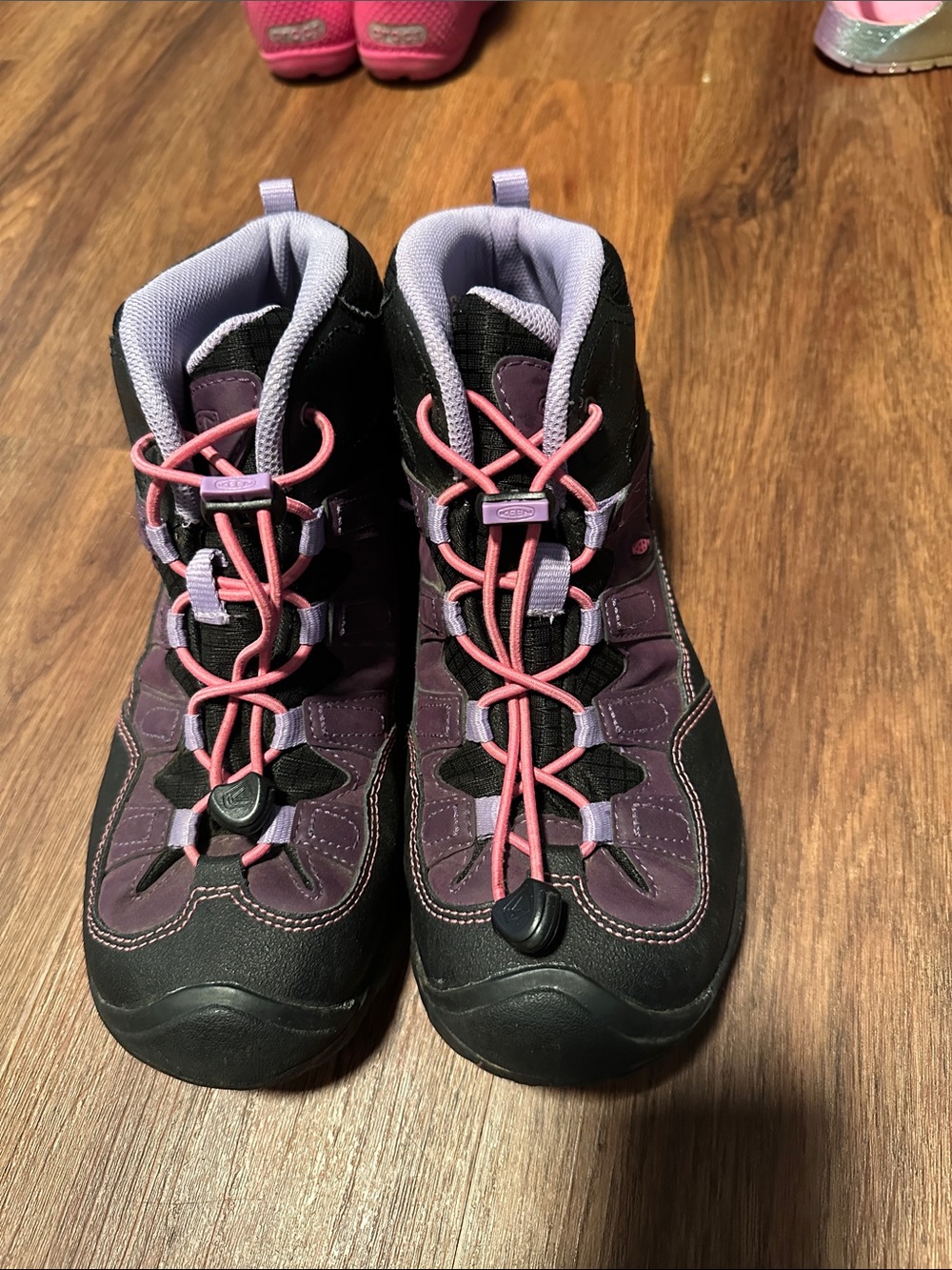 Keen Kids Purple and Pink Lace-Up Outdoor Boots